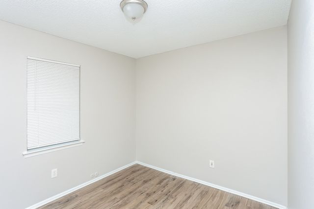 604 Stonewall Drive, Euless, TX 76039