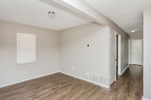 604 Stonewall Drive, Euless, TX 76039