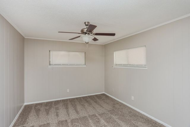 604 Stonewall Drive, Euless, TX 76039