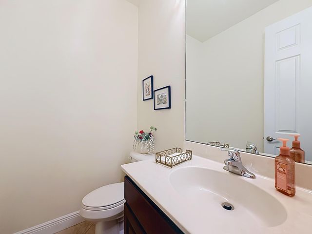 728 Fortunella Circle SW, Vero Beach, FL 32968