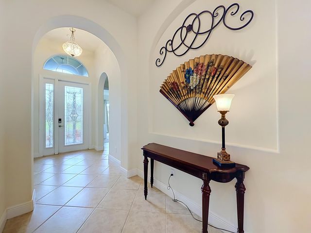 728 Fortunella Circle SW, Vero Beach, FL 32968
