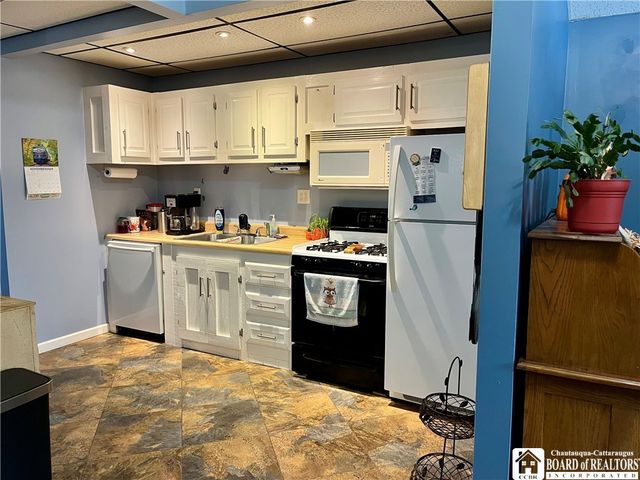 360 Wheeler Hill Rd C, Carroll, NY 14738