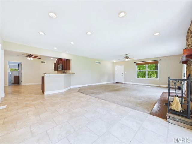 5906 Galli Lane, Collinsville, IL 62234