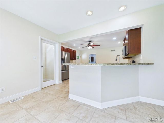 5906 Galli Lane, Collinsville, IL 62234