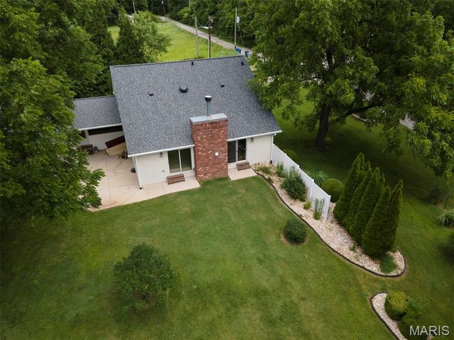 5906 Galli Lane, Collinsville, IL 62234