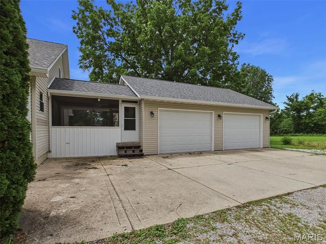 5906 Galli Lane, Collinsville, IL 62234