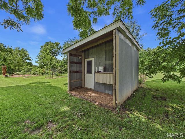 5906 Galli Lane, Collinsville, IL 62234