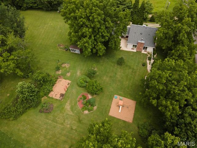 5906 Galli Lane, Collinsville, IL 62234