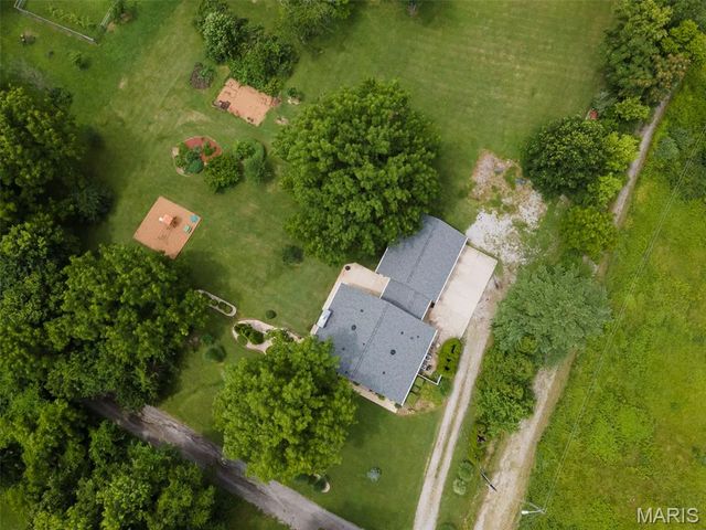 5906 Galli Lane, Collinsville, IL 62234