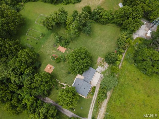 5906 Galli Lane, Collinsville, IL 62234
