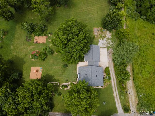 5906 Galli Lane, Collinsville, IL 62234