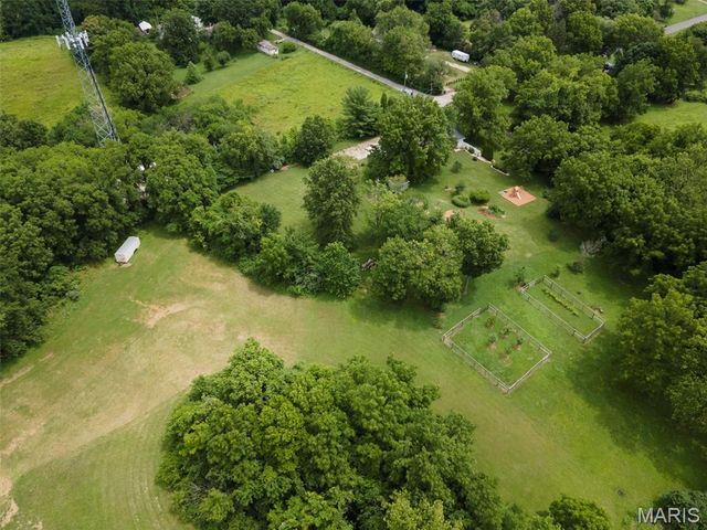 5906 Galli Lane, Collinsville, IL 62234