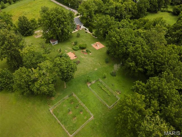 5906 Galli Lane, Collinsville, IL 62234