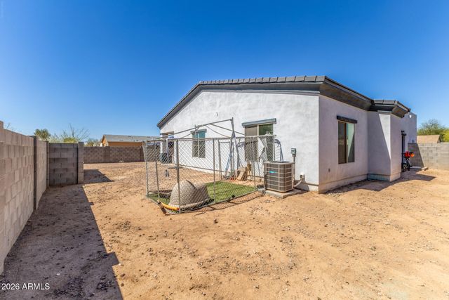 12459 W LOBO Drive, Arizona City, AZ 85123