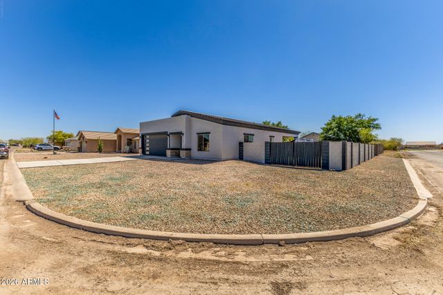 12459 W LOBO Drive, Arizona City, AZ 85123