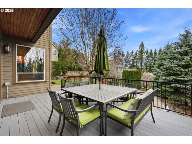 3987 WHEELER Ln, West Linn, OR 97068