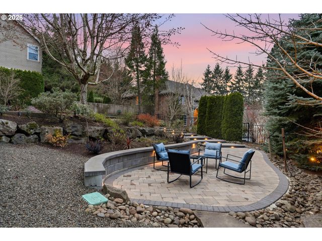 3987 WHEELER Ln, West Linn, OR 97068