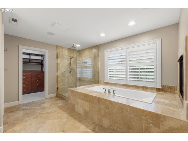 3987 WHEELER Ln, West Linn, OR 97068