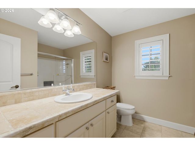 3987 WHEELER Ln, West Linn, OR 97068