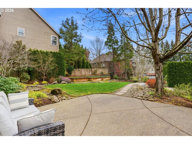 3987 WHEELER Ln, West Linn, OR 97068