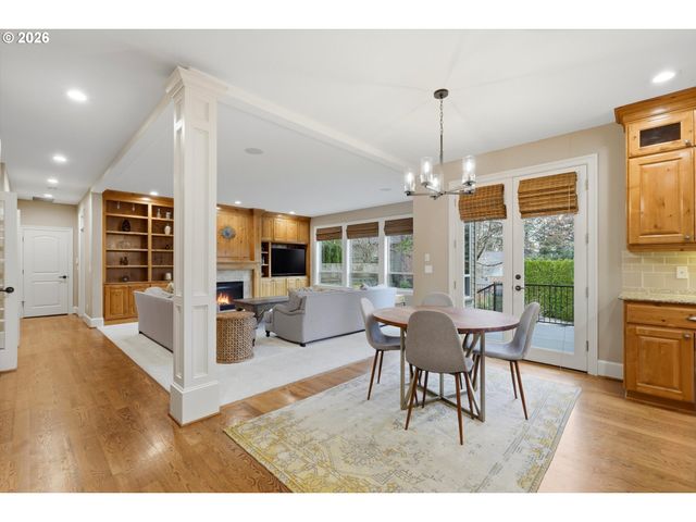 3987 WHEELER Ln, West Linn, OR 97068