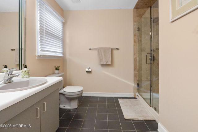 25 Cherokee Road, East Brunswick, NJ 08816