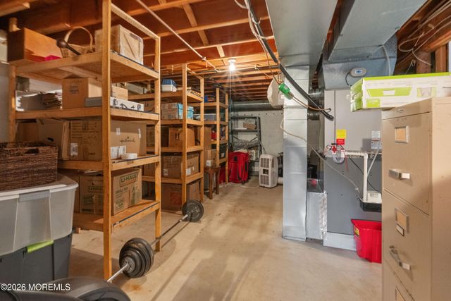 25 Cherokee Road, East Brunswick, NJ 08816