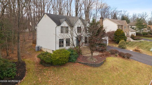 25 Cherokee Road, East Brunswick, NJ 08816