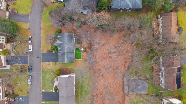 25 Cherokee Road, East Brunswick, NJ 08816