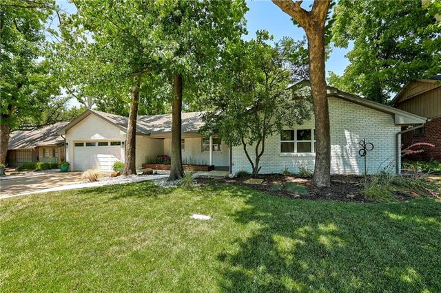 2105 NW 59th Place, Oklahoma City, OK 73112