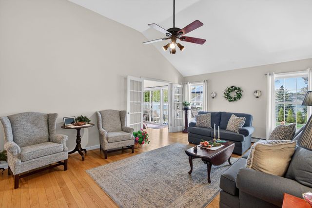 9 Marshview Circle, Seabrook, NH 03874