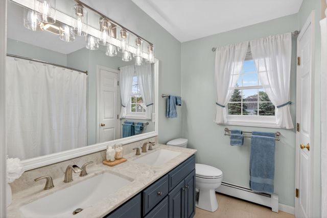 9 Marshview Circle, Seabrook, NH 03874