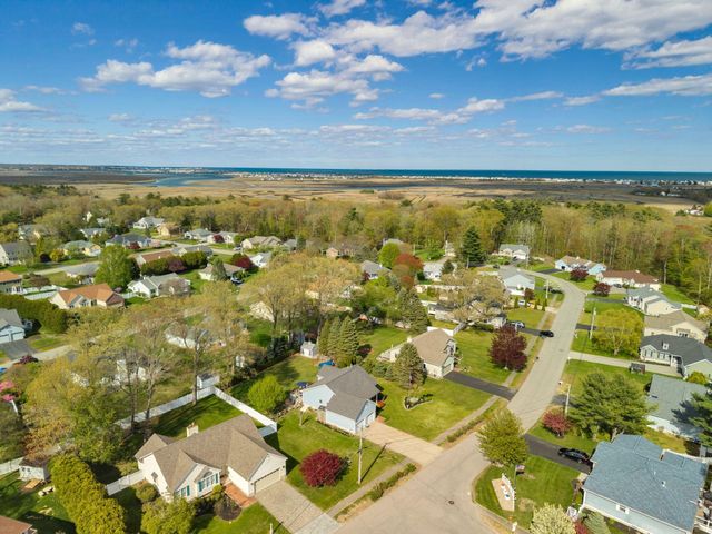 9 Marshview Circle, Seabrook, NH 03874