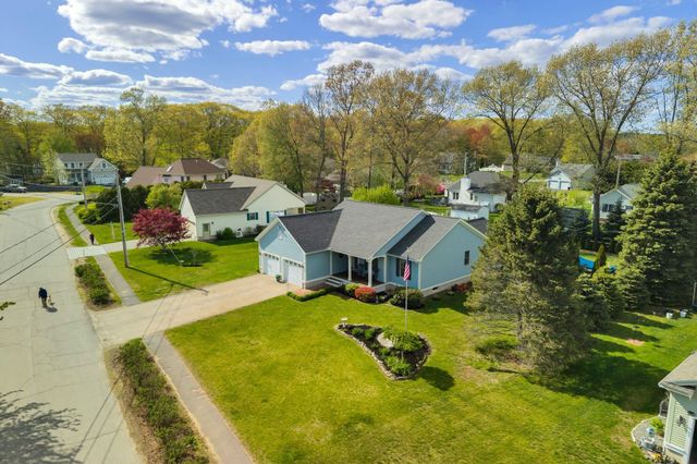 9 Marshview Circle, Seabrook, NH 03874