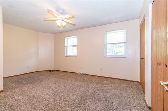 1087 Cranston Dr, City Of Greensburg, PA 15601