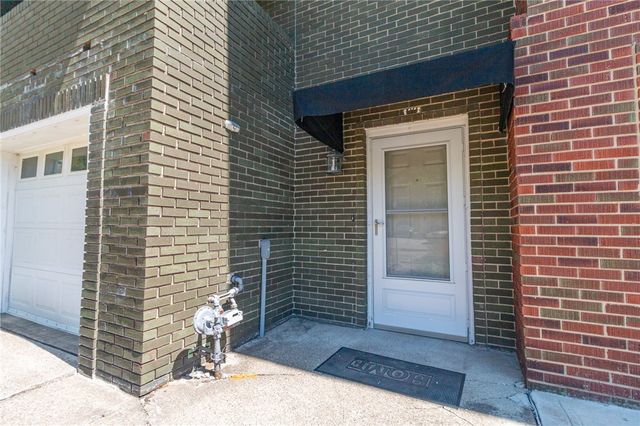 1087 Cranston Dr, City Of Greensburg, PA 15601