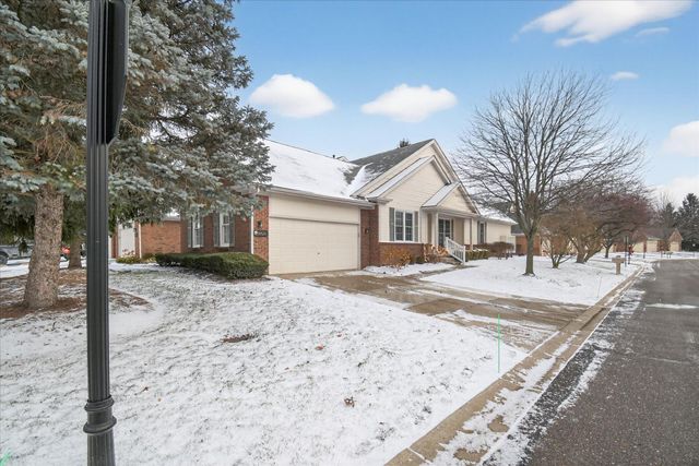 39828 Village Run Drive, Northville, MI 48168