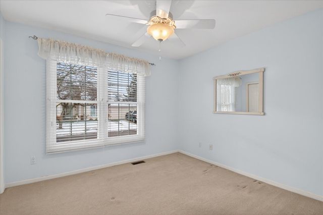 39828 Village Run Drive, Northville, MI 48168