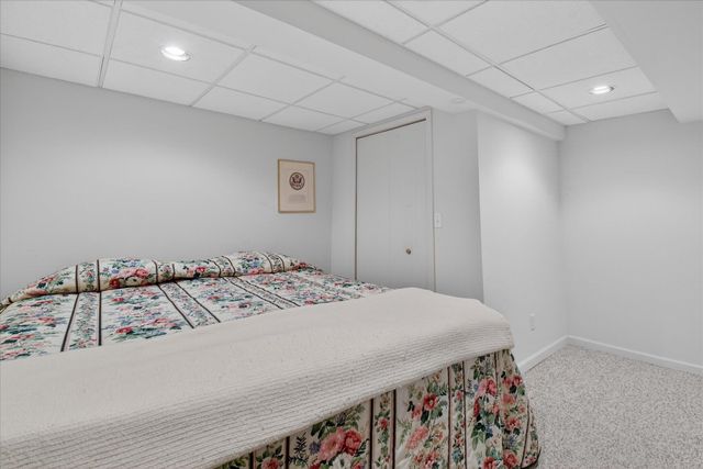 39828 Village Run Drive, Northville, MI 48168