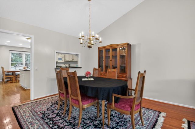 39828 Village Run Drive, Northville, MI 48168