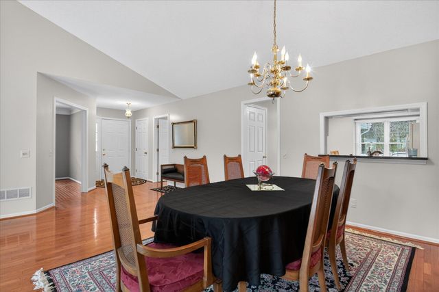 39828 Village Run Drive, Northville, MI 48168