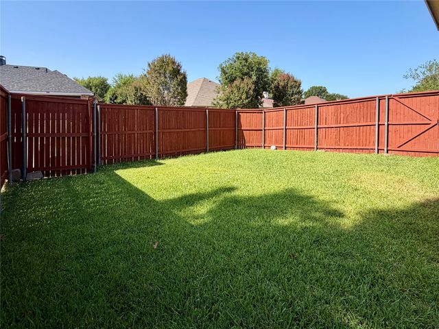 9941 Danbury Drive, Frisco, TX 75035