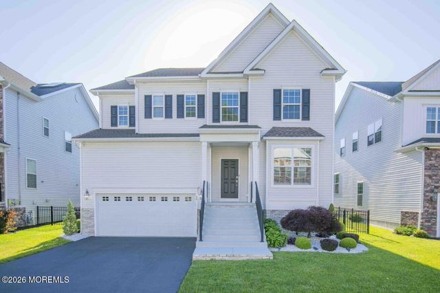 20 Kronenberg Street, Tinton Falls, NJ 07724