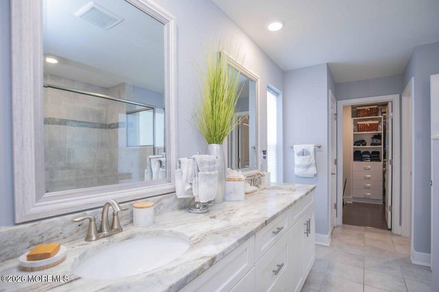 20 Kronenberg Street, Tinton Falls, NJ 07724