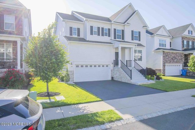 20 Kronenberg Street, Tinton Falls, NJ 07724