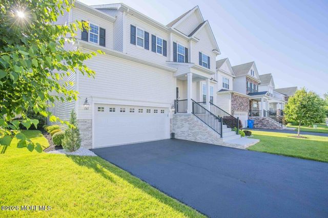 20 Kronenberg Street, Tinton Falls, NJ 07724
