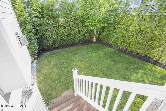 20 Kronenberg Street, Tinton Falls, NJ 07724