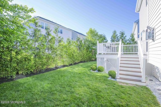20 Kronenberg Street, Tinton Falls, NJ 07724
