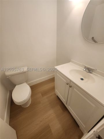 2061 NW 47th Ter 402, Lauderhill, FL 33313