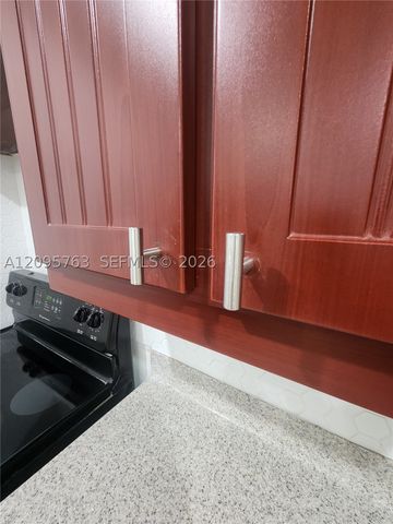 2061 NW 47th Ter 402, Lauderhill, FL 33313